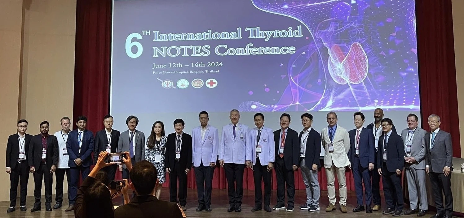 Le 6eme congres international de Chirurgie Thyroïdienne Trans Orale de Bangkok le 6eme congres international de chirurgie thyroïdienne trans orale de bangkok